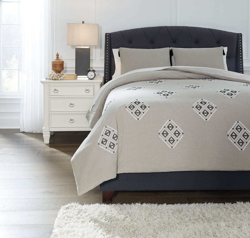Jawanza 3-Piece Queen Comforter Set - Dream Furniture Outlet