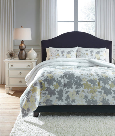 Maureen 3-Piece Queen Comforter Set - Dream Furniture Outlet