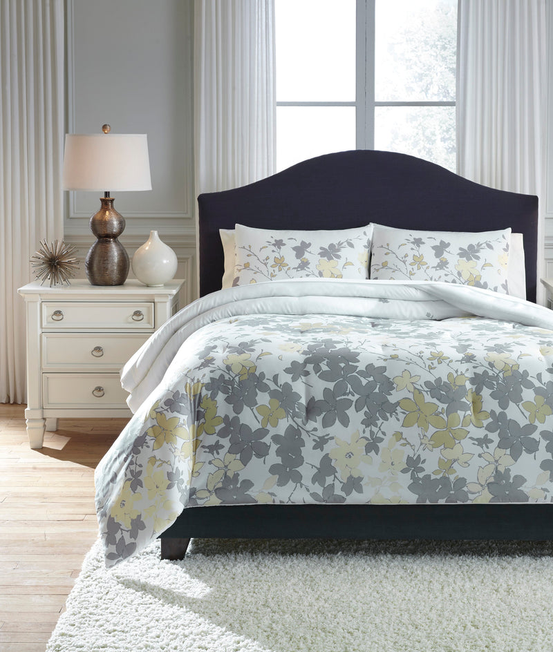 Maureen 3-Piece Queen Comforter Set - Dream Furniture Outlet