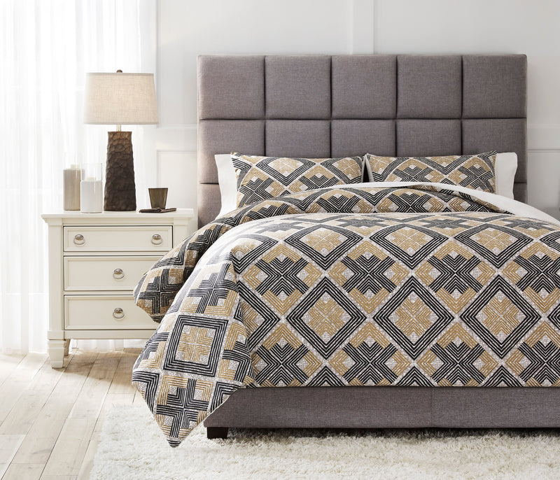 Scylla 3-Piece King Comforter Set - Dream Furniture Outlet