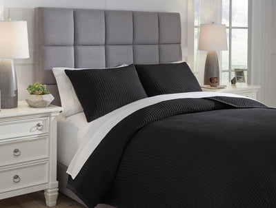 Thornam 3-Piece King Coverlet Set - Dream Furniture Outlet