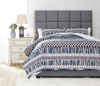 Shilliam 3-Piece King Comforter Set - Dream Furniture Outlet