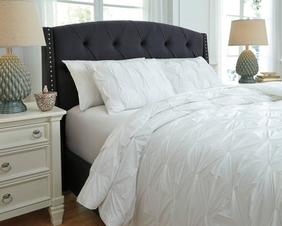 Rimy 3-Piece King Comforter Set - Dream Furniture Outlet
