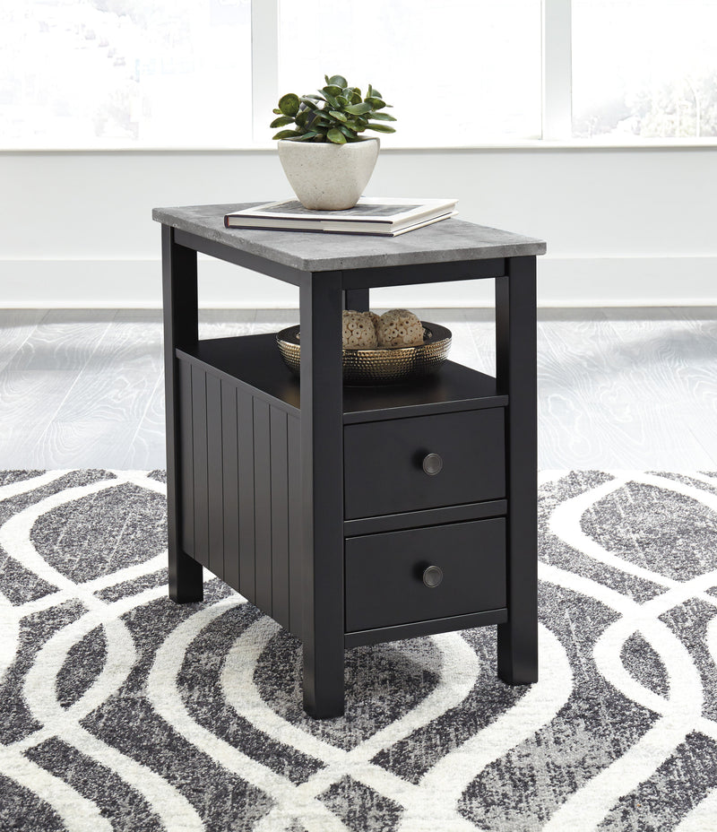 Ezmonei - Dream Furniture Outlet