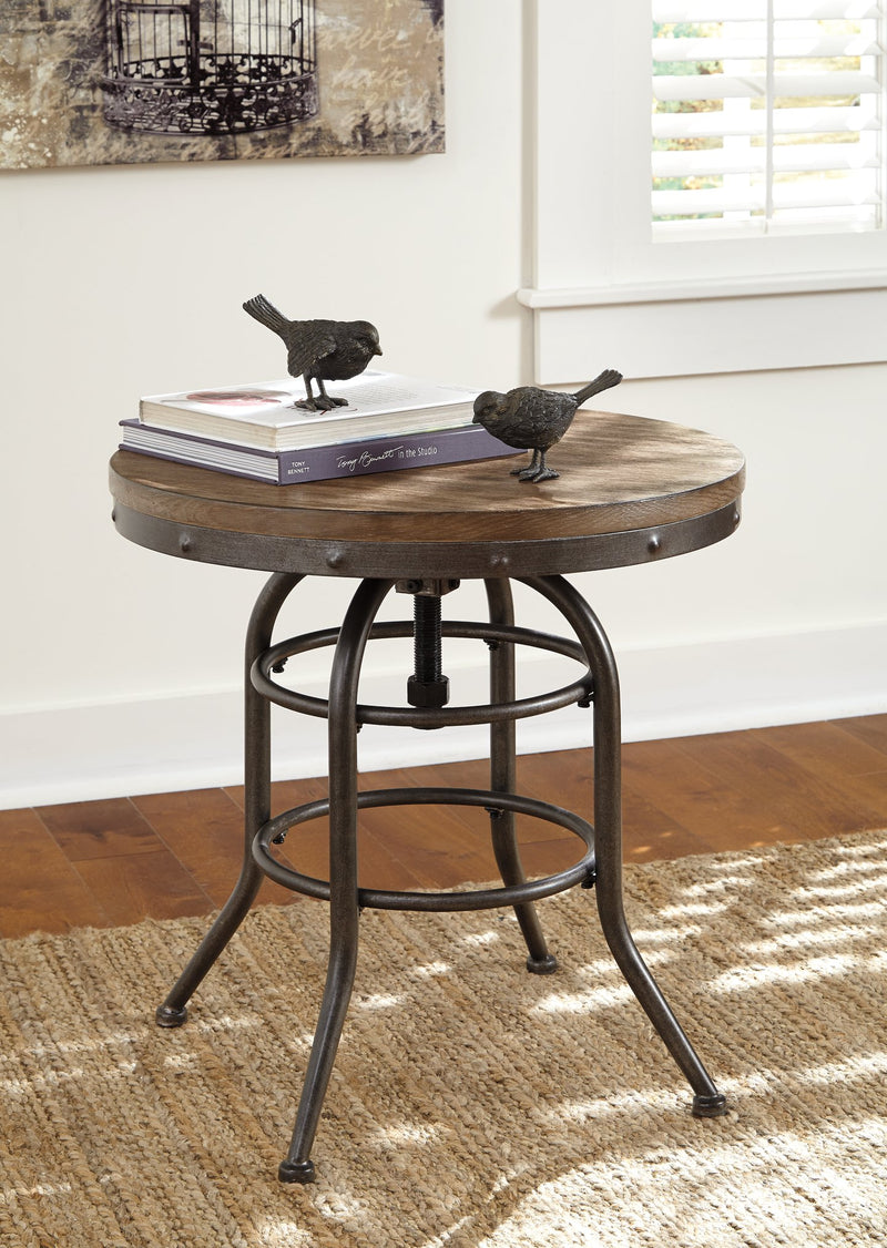 Vennilux Signature Design by Ashley End Table image