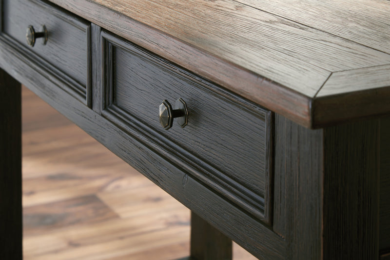 Tyler Creek - Dream Furniture Outlet