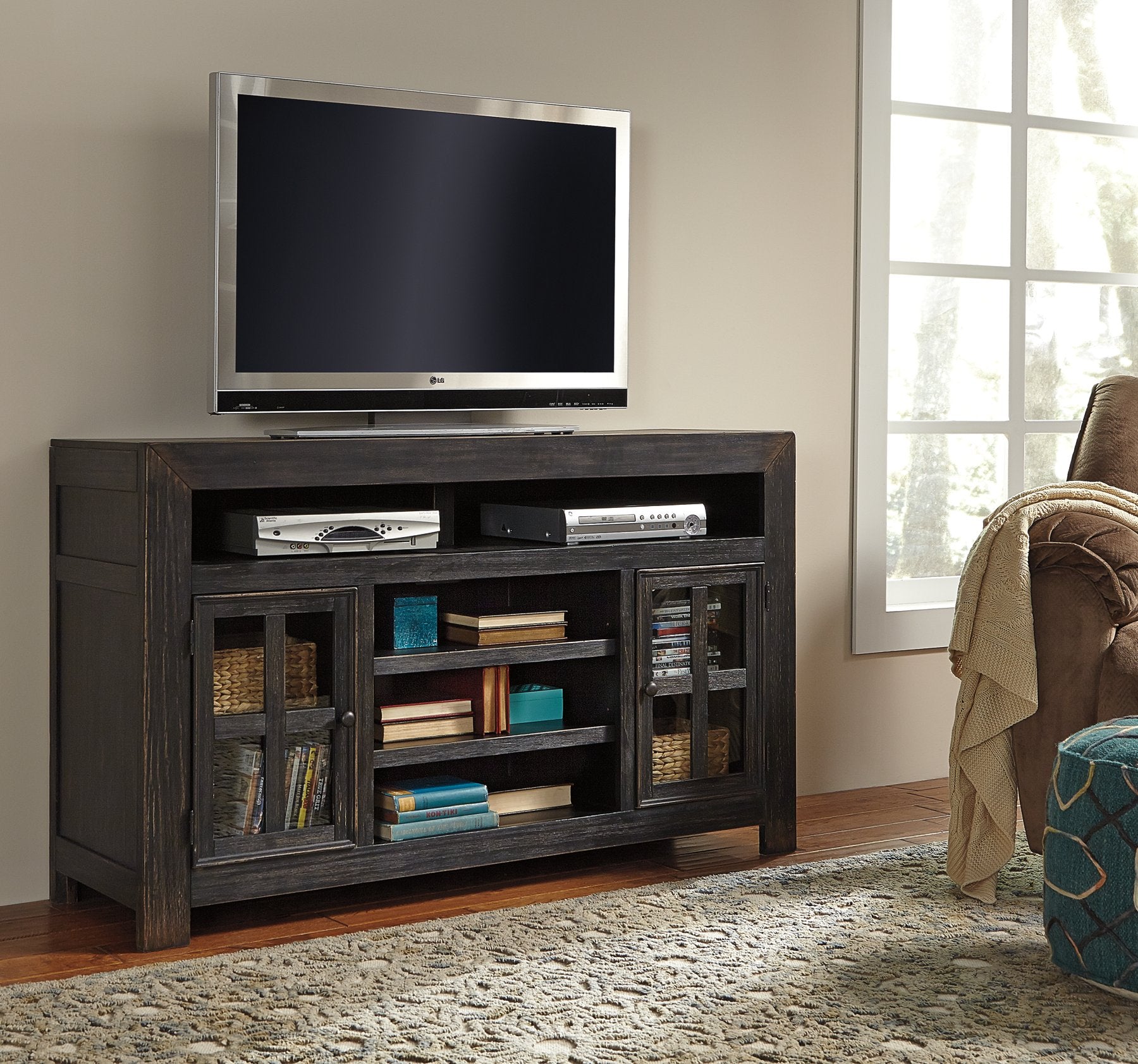 Townser shop entertainment center