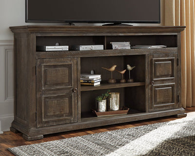Wyndahl Signature Design by Ashley TV Stand image
